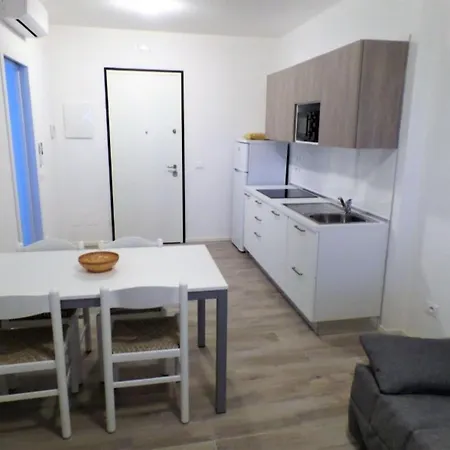 Living Flat With Pool And Parking Apartament